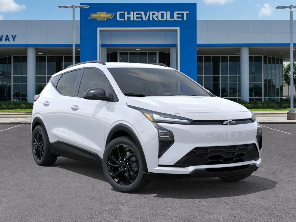 New 2027 Summit White Chevrolet RS image 7