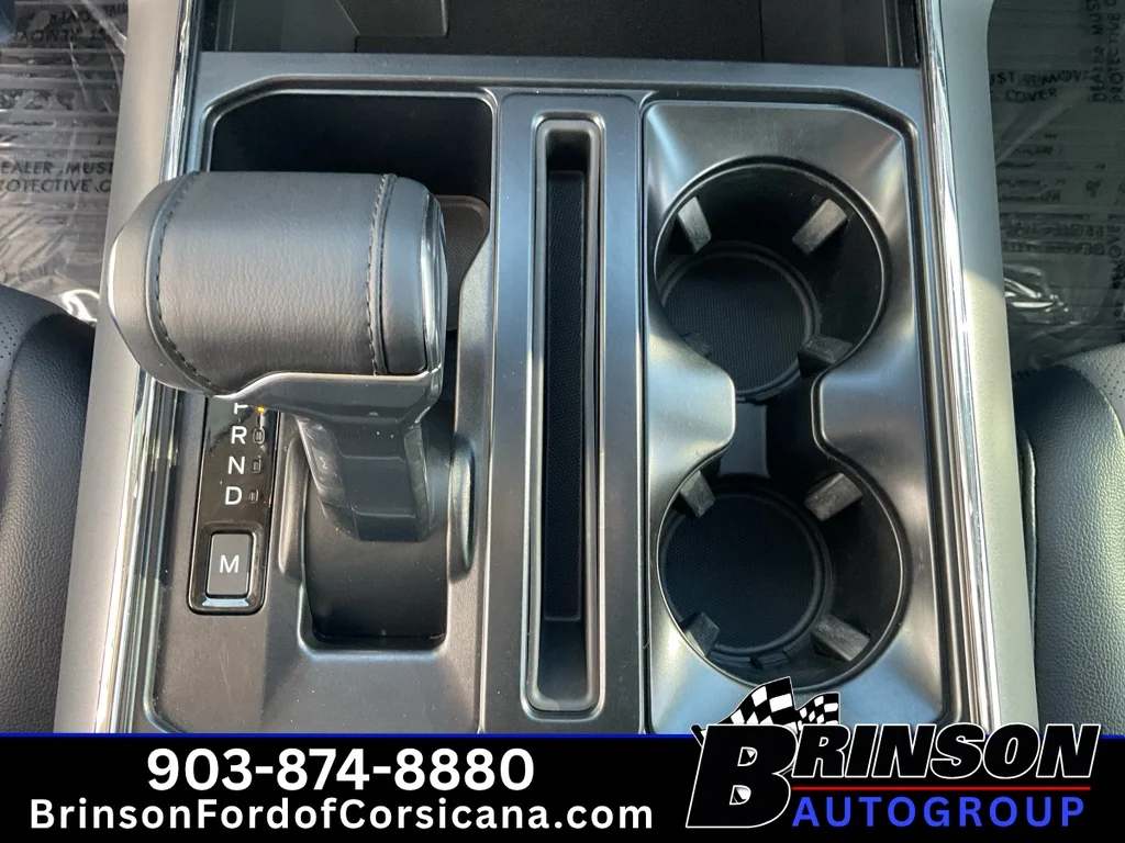 Used 2025 Oxford White Ford LARIAT image 26
