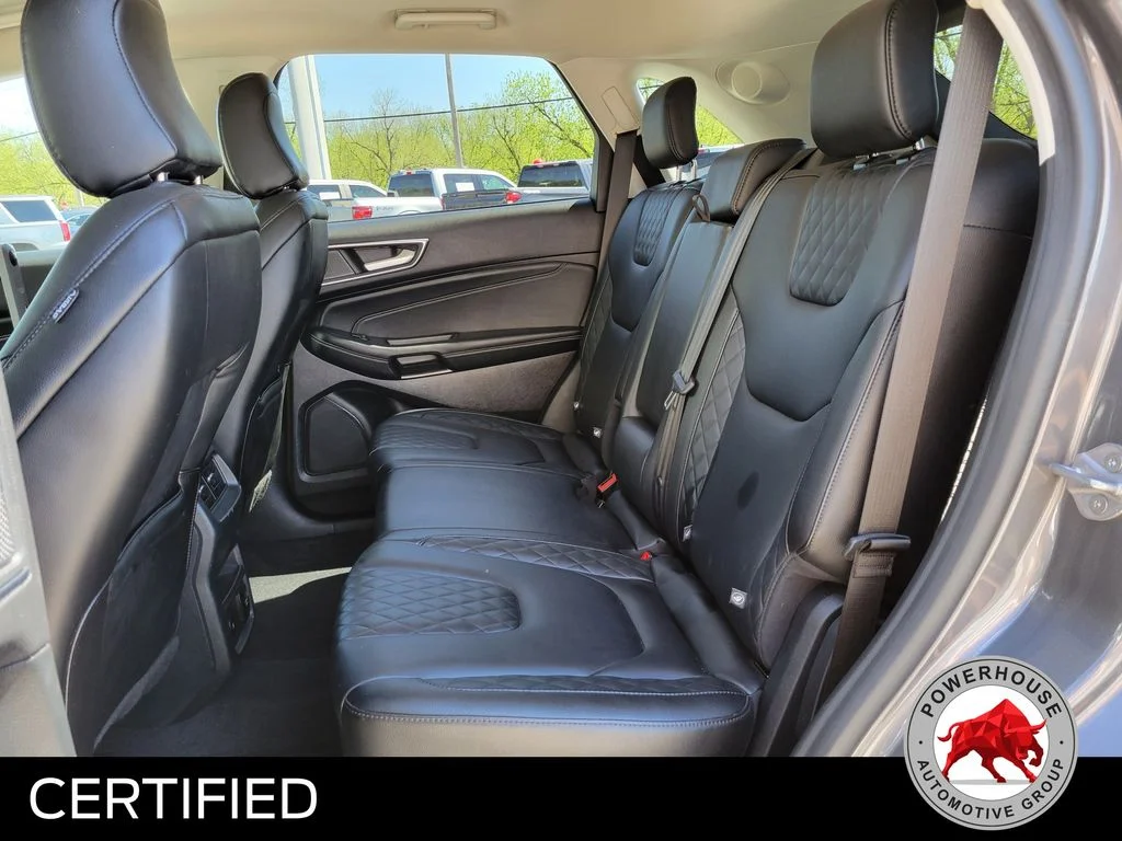 Used 2023 Gray Ford Titanium image 17
