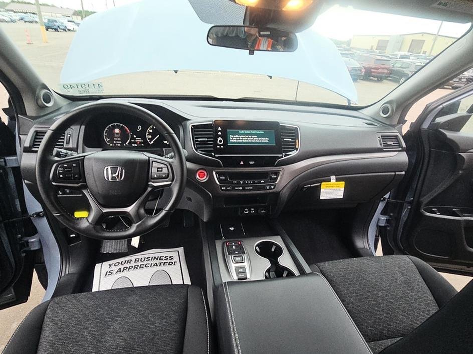 Used 2024 Gray Honda Sport image 11