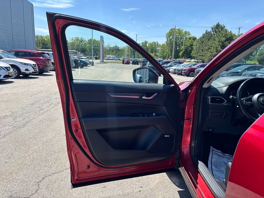 Used 2021 Red Mazda Grand Touring image 17