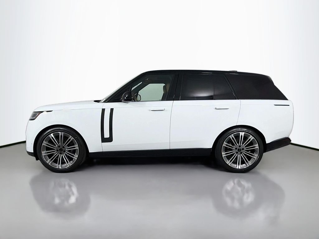 New 2026 Fuji White Land Rover SE image 8