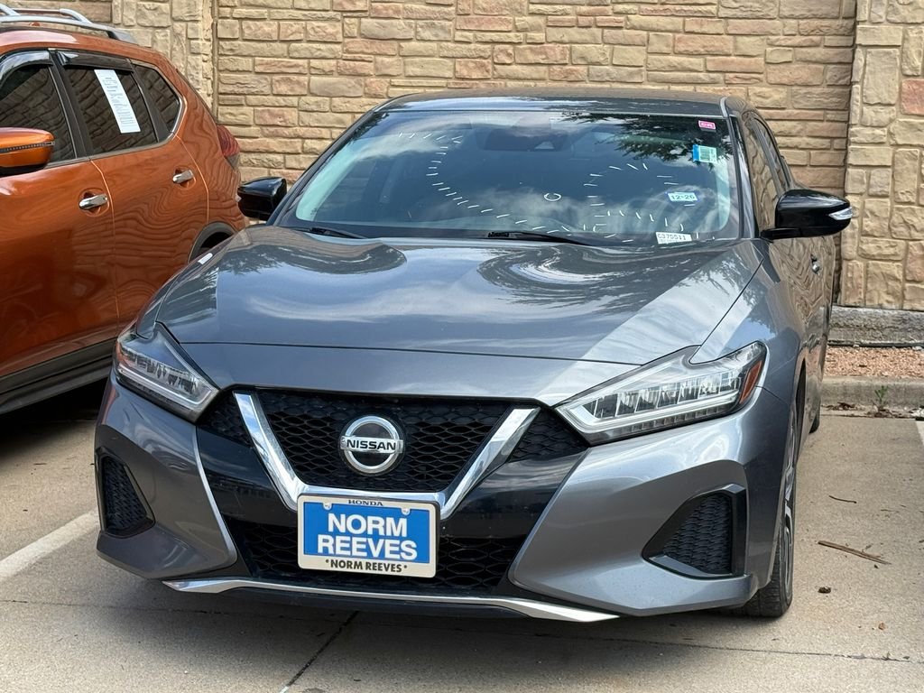 2020 Nissan Maxima SV's photo