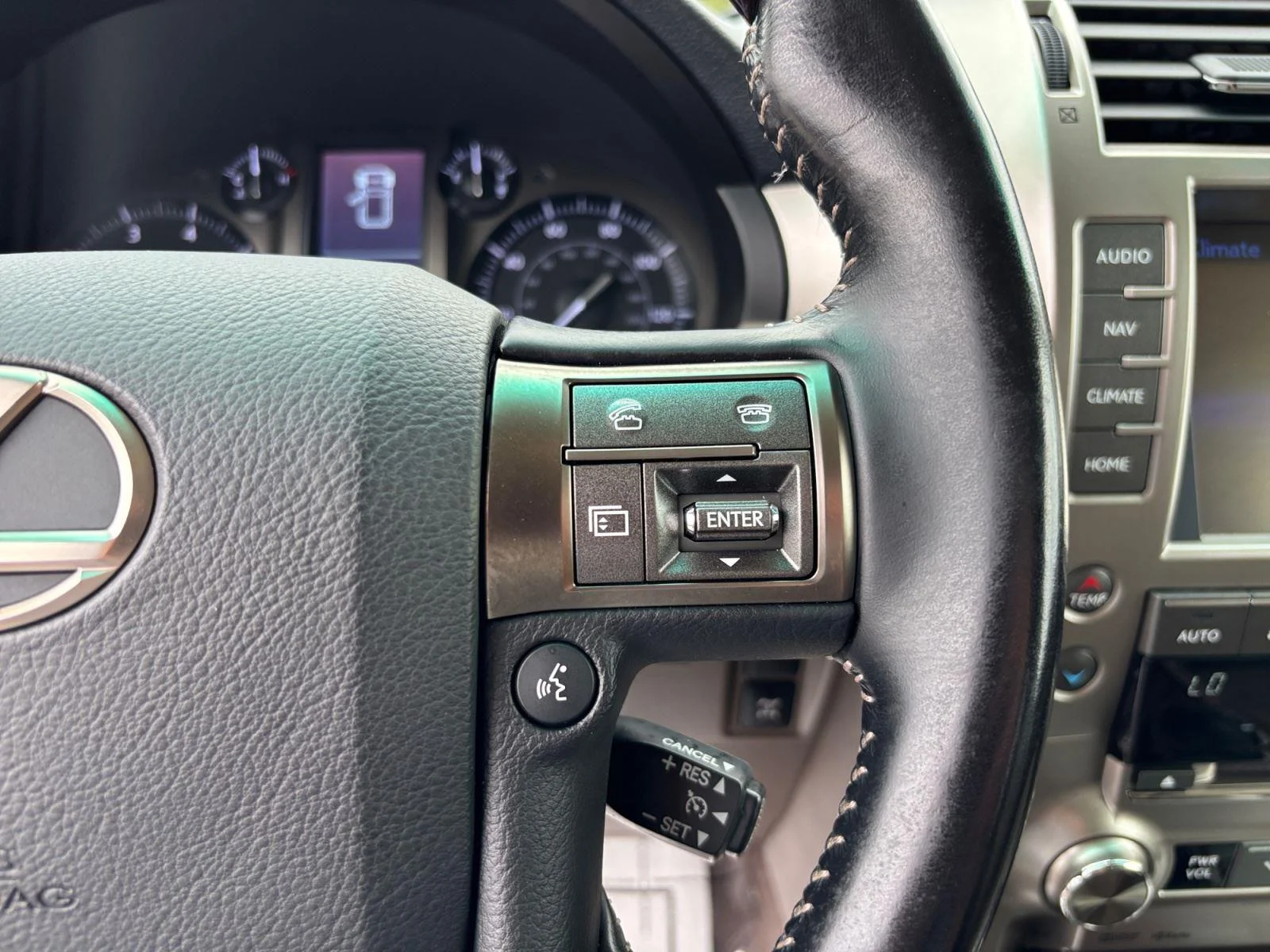 Used 2017 Nightfall Mica Lexus GX 460 image 27