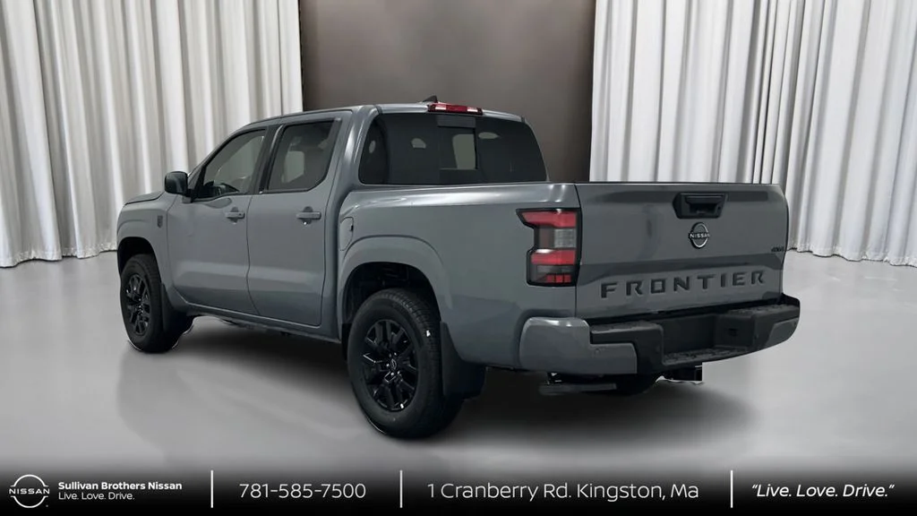 New 2026 Boulder Gray Pearl Nissan Crew Cab SV image 7