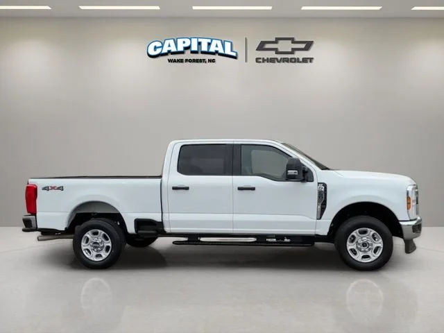 Used 2025 White Ford XLT image 6