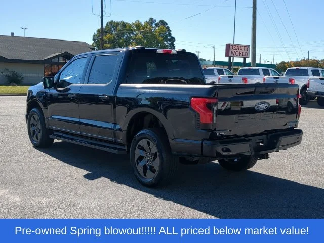Used 2025 Black Ford Flash image 11