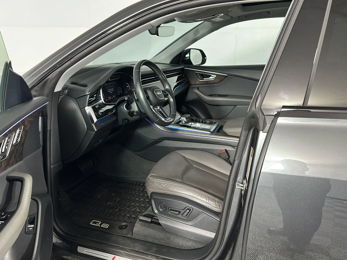 Used 2019 Daytona Gray Pearl Effect Audi Prestige image 10
