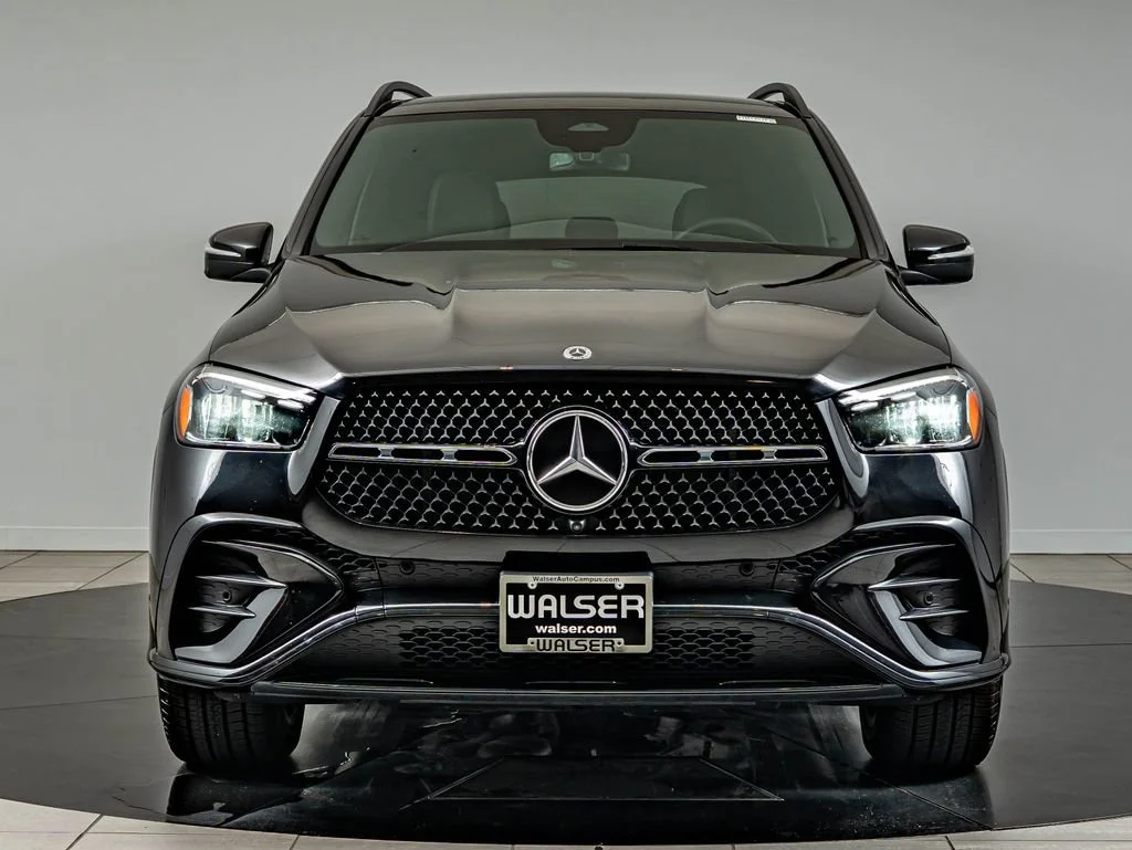 Used 2025 Obsidian Black Metallic Mercedes-Benz GLE 350 image 2