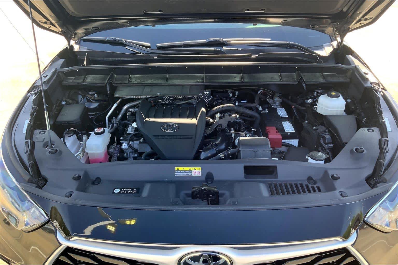 Used 2023 Midnight Black Metallic Toyota LE image 51