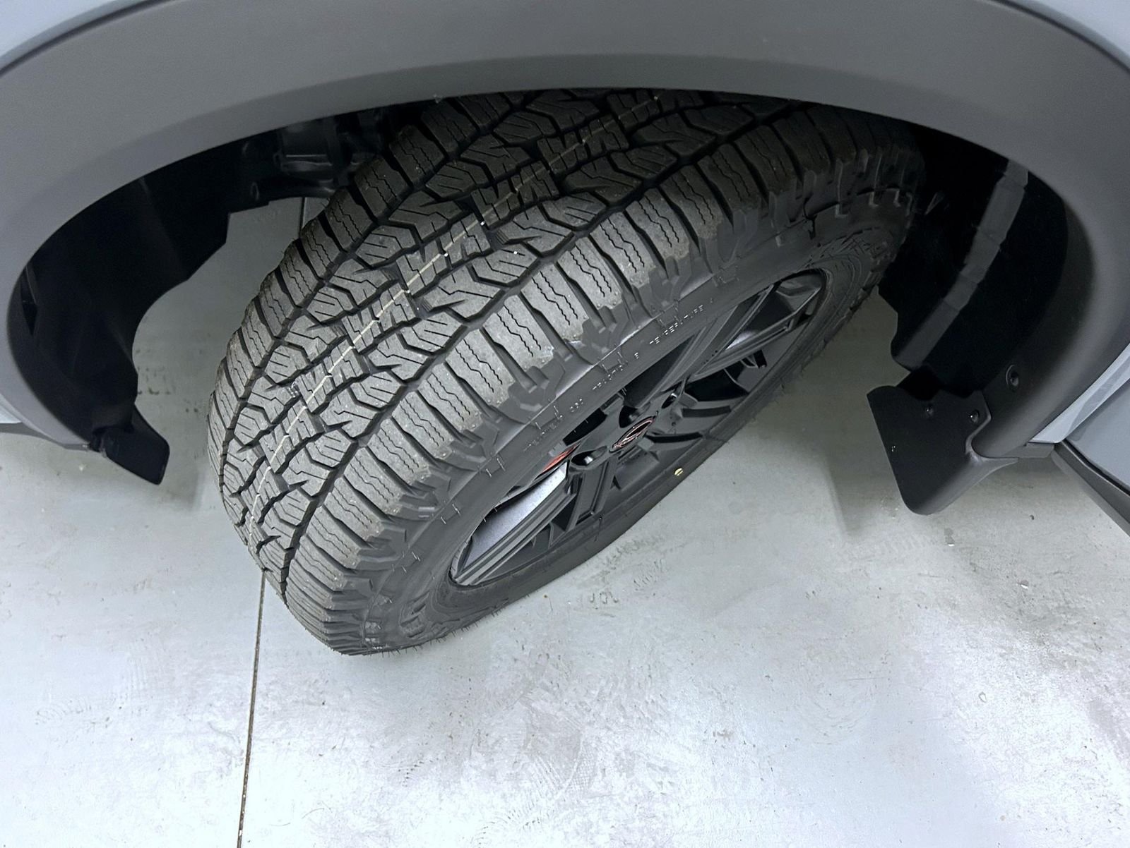 New 2026 Boulder Gray Pearl Nissan Rock Creek image 23