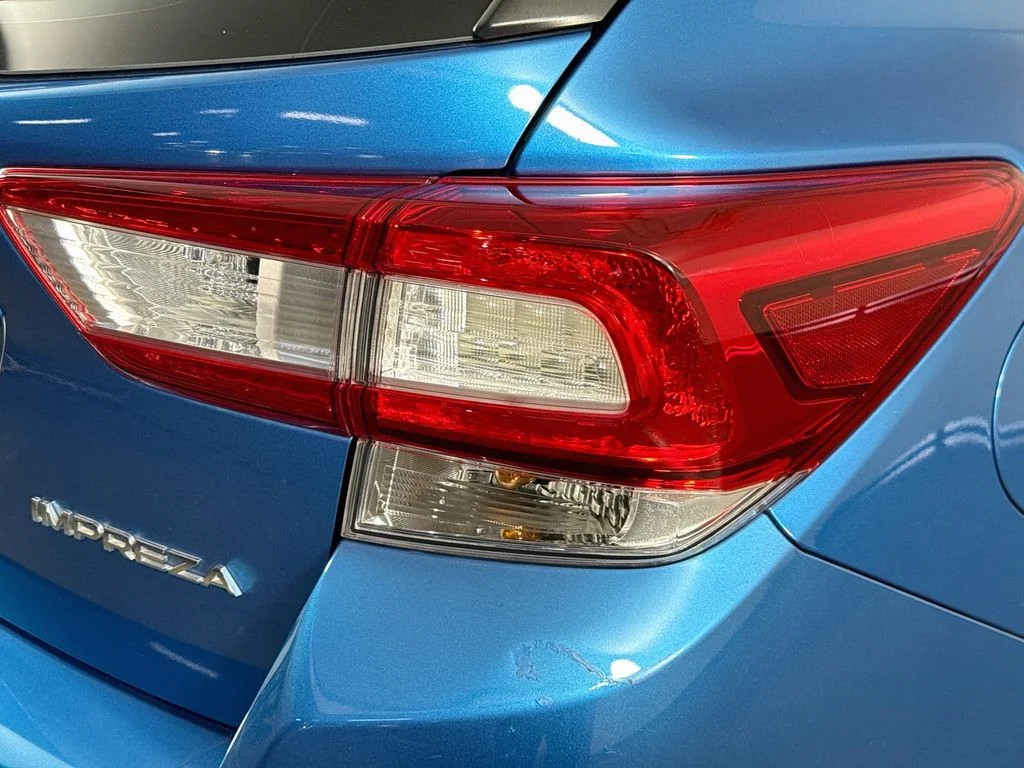 Used 2019 Blue Subaru 2.0i Limited image 32