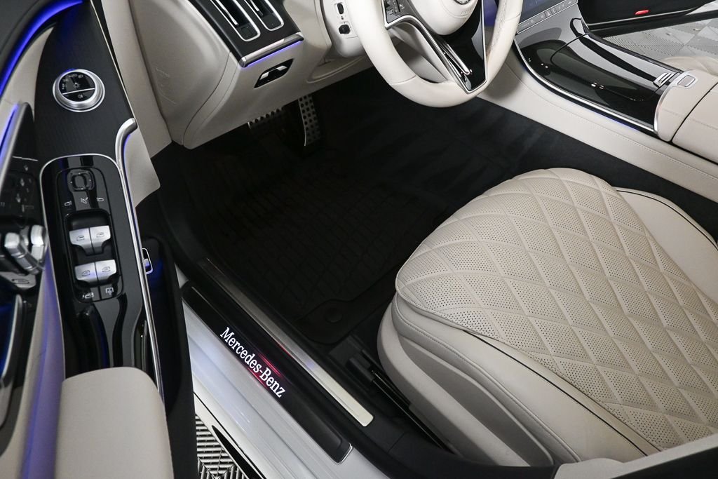 Certified Used 2023 White Mercedes-Benz S 580 image 7