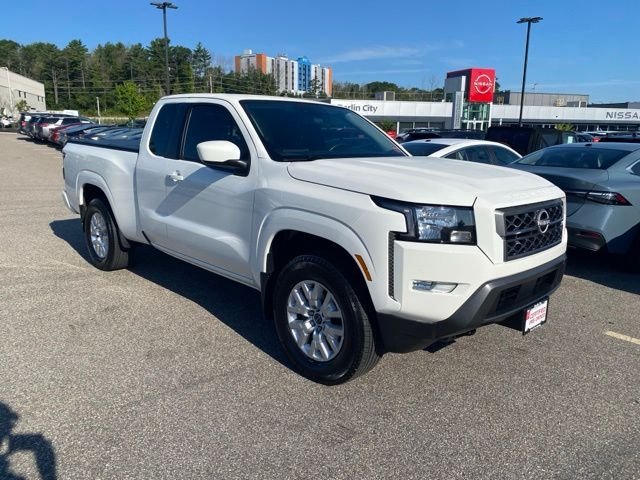 Used 2024 Glacier White Nissan SV image 26