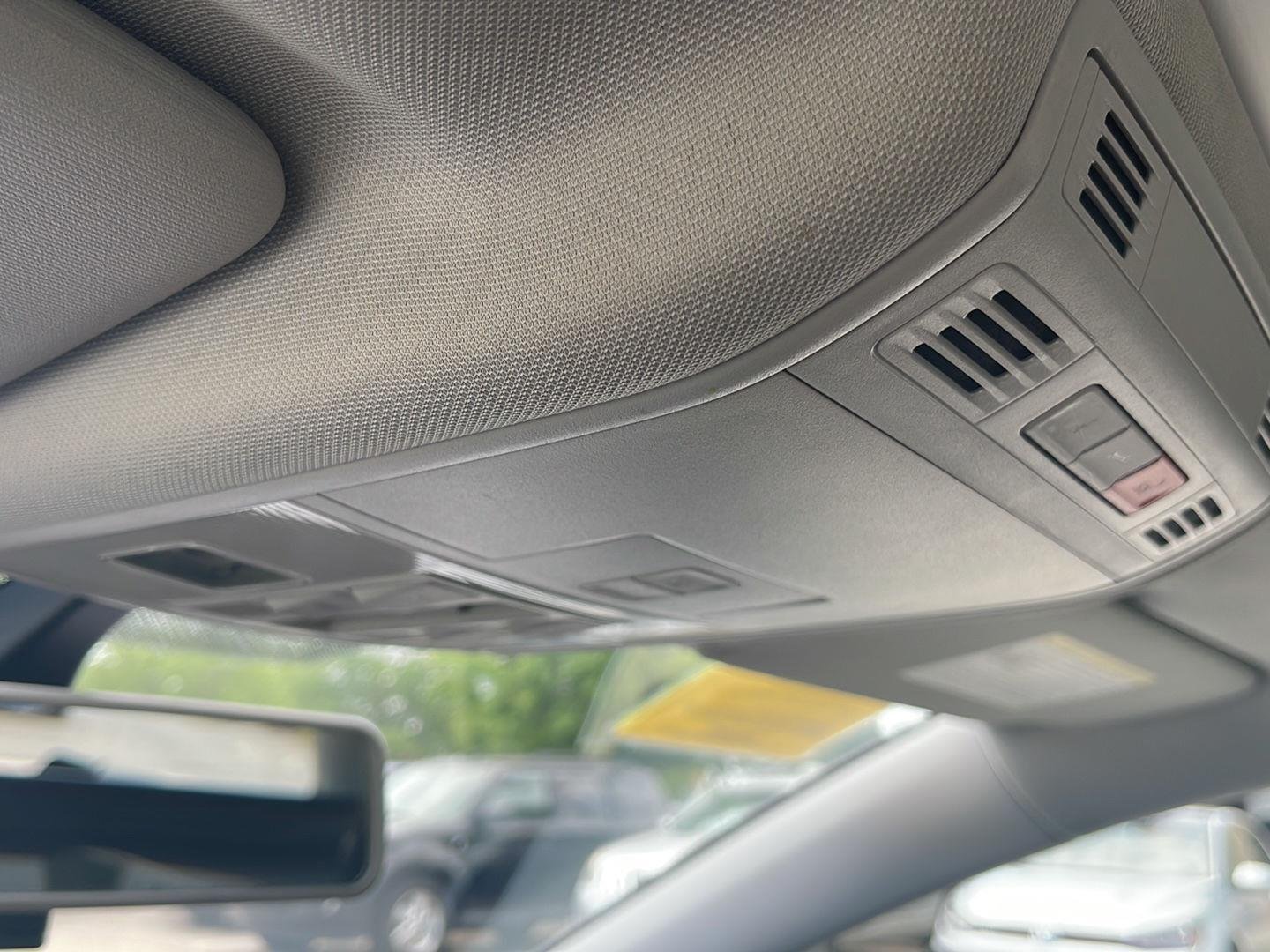 2015 Volkswagen Golf SportWagen TDI SE - Photo 22