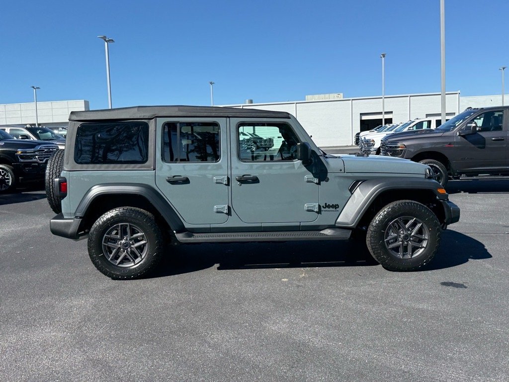 New 2026 Anvil Clear-Coat Exterior Paint Jeep Sport S image 2