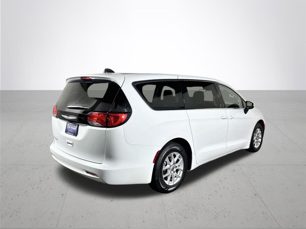 Used 2023 White Chrysler LX image 6