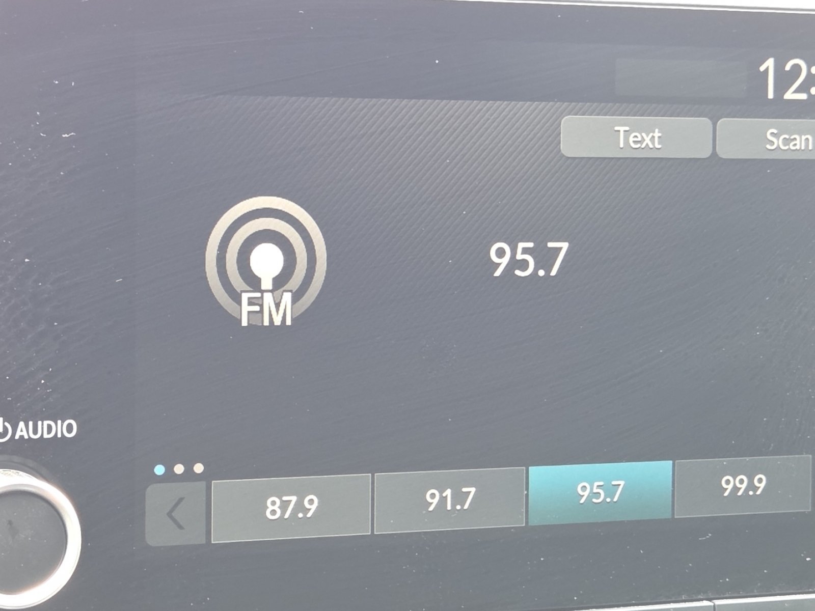 2025 Honda CR-V EX - Photo 32