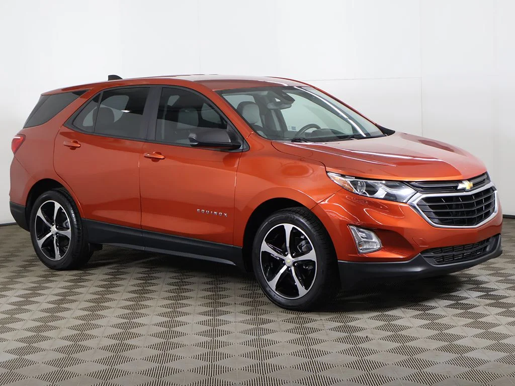 Used 2020 Chevrolet Equinox LS with VIN 2GNAXHEV6L6111447 for sale in Streetsboro, OH