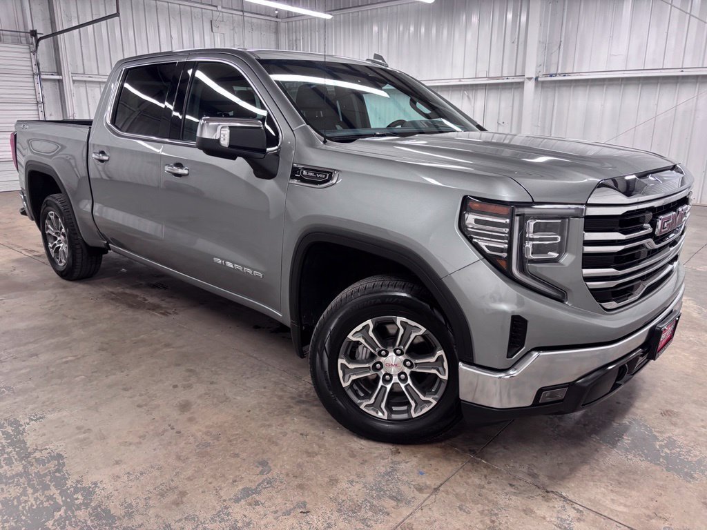 Used 2025 Silver GMC SLT image 1