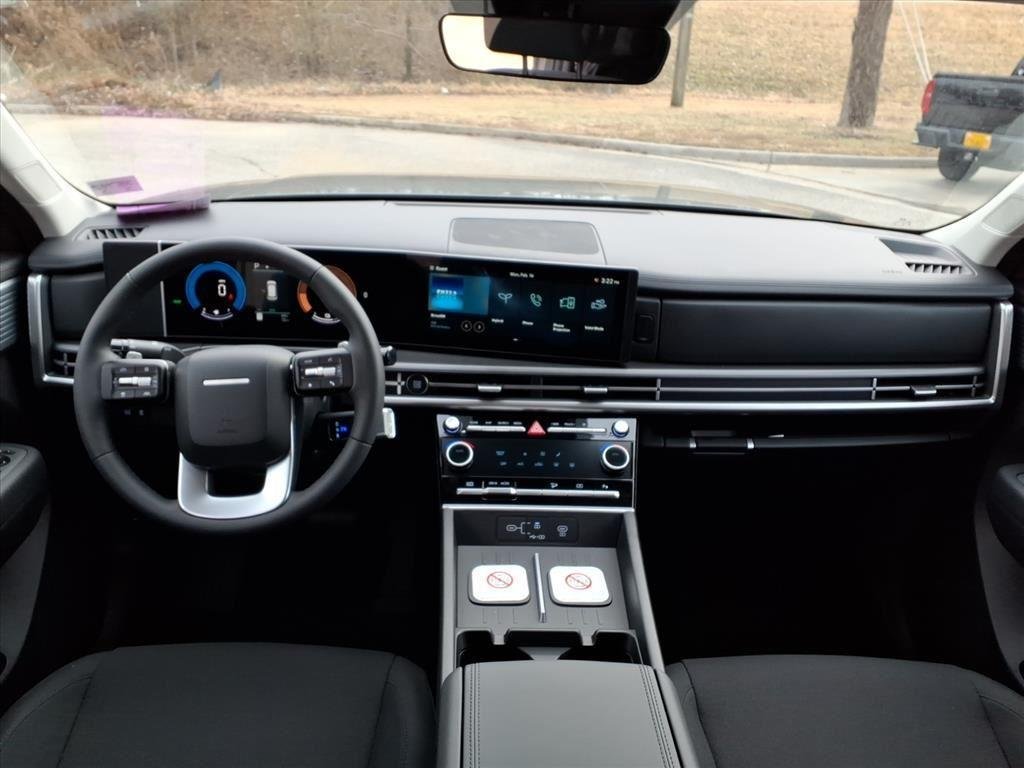 New 2026 Hampton Gray Hyundai SE image 21