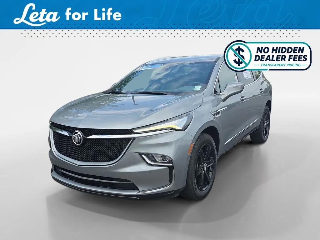 2023 Buick Enclave Essence AWD's photo