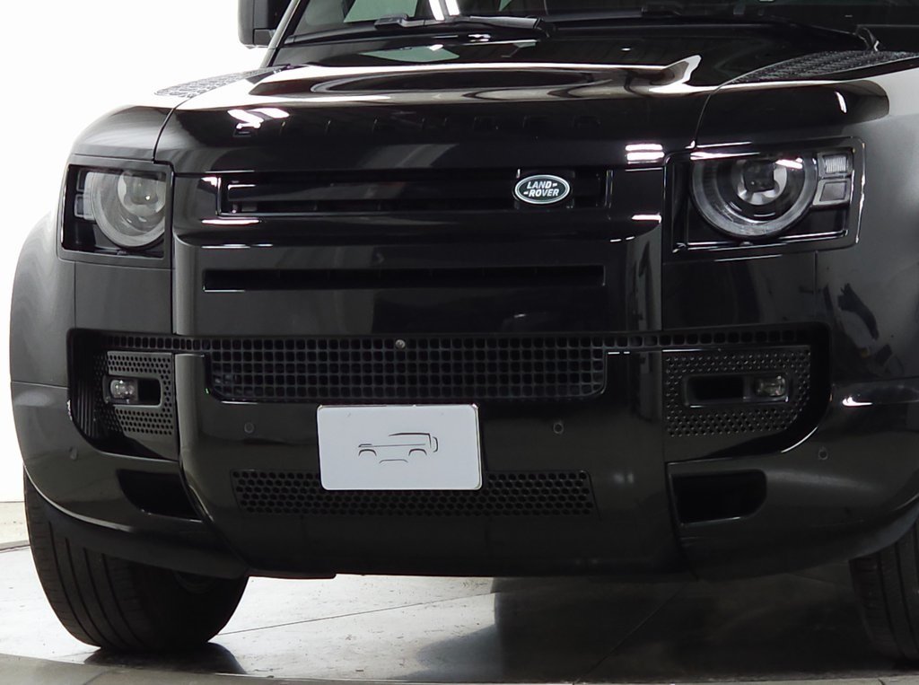 2025 LAND ROVER DEFENDER - Image 11