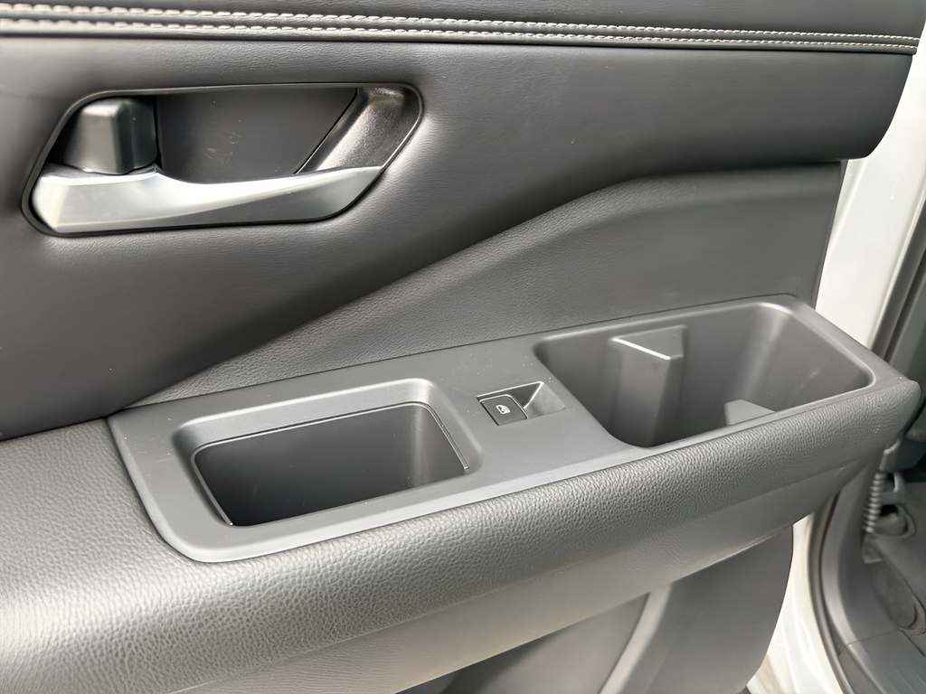 Certified Used 2024 Silver Nissan Platinum image 19