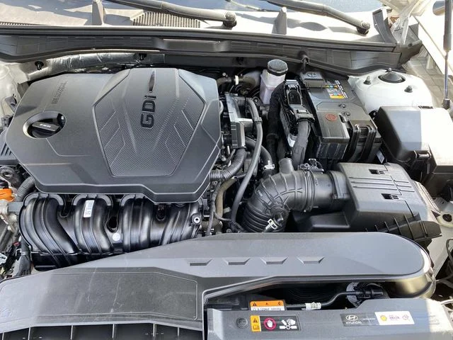 Used 2022 Gray Hyundai SEL image 31