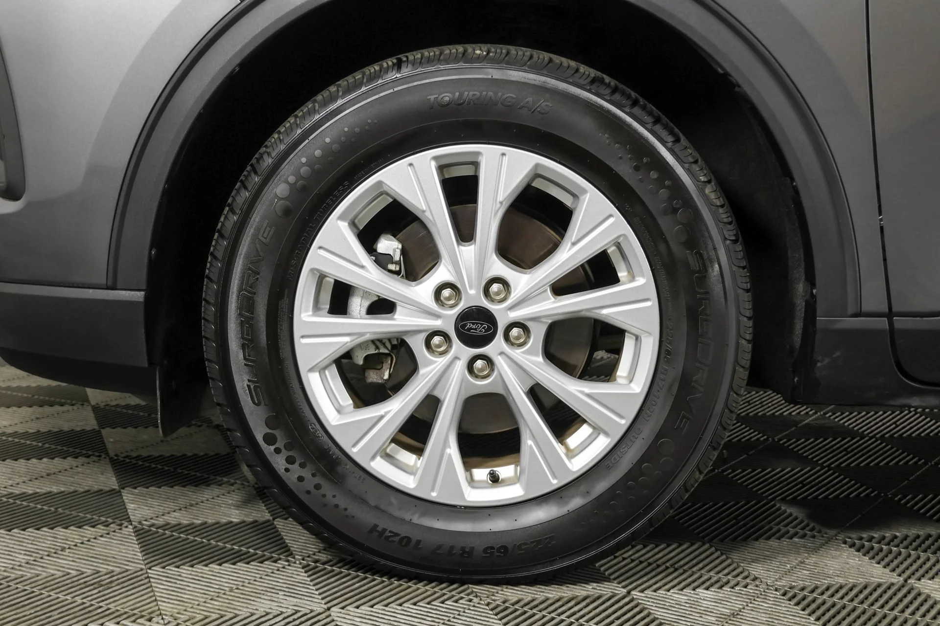 Used 2024 Gray Ford Active image 22