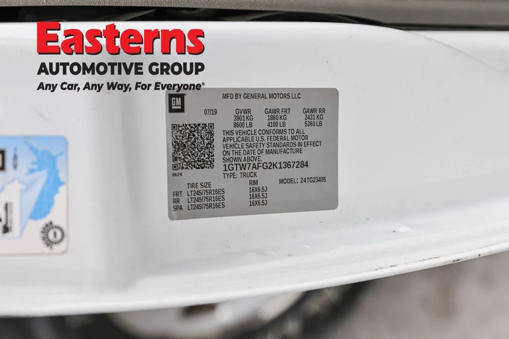 Used 2019 White GMC Work Van image 29