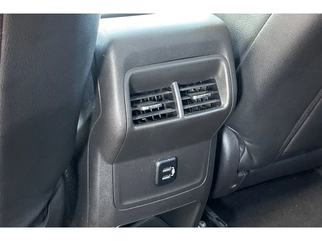 Used 2017 Iridium Metallic GMC SLE image 41