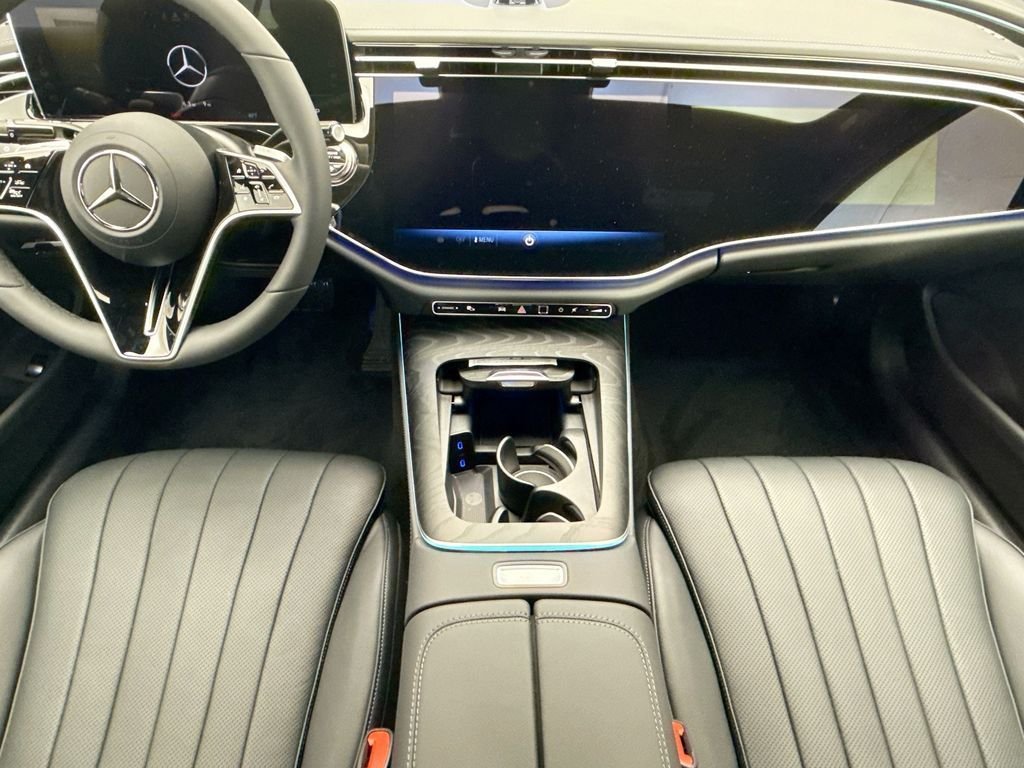 New 2026 MANUFAKTUR Alpine Grey Mercedes-Benz E 350 image 13