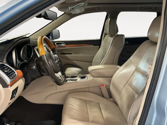 Used 2013 Beige Jeep Overland image 11