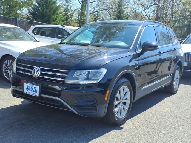 Used 2018 Volkswagen Tiguan SE with VIN 3VV2B7AX8JM136240 for sale in Summit, NJ