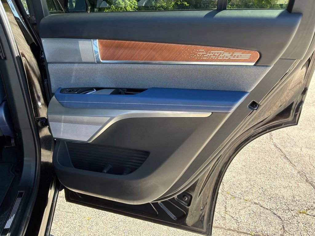 2026 Cadillac VISTIQ Premium Luxury - Photo 21