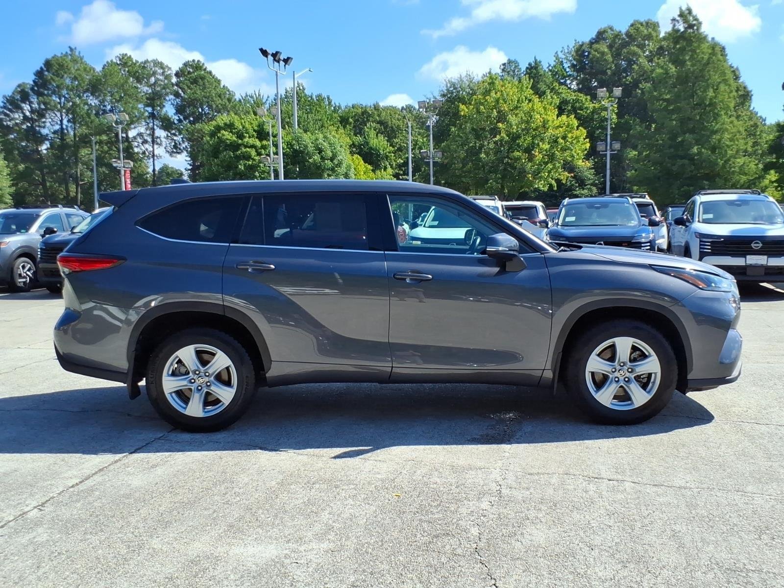 Used 2021 Magnetic Gray Metallic Toyota LE image 6
