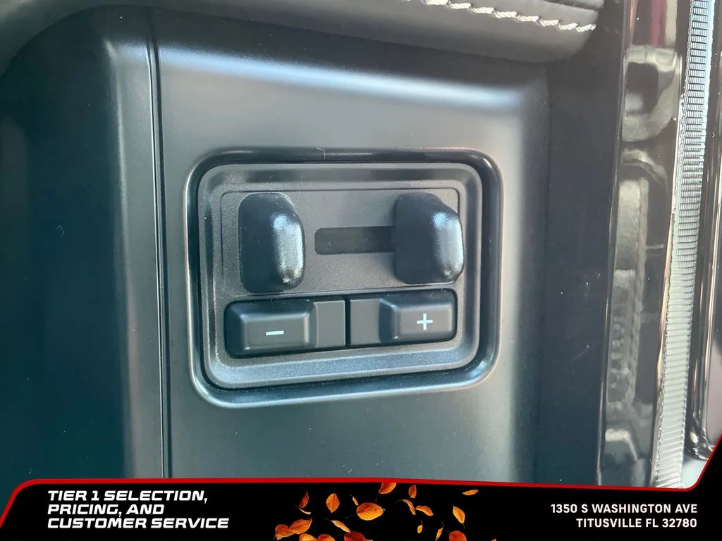 Used 2023 Gray Ford Platinum image 29