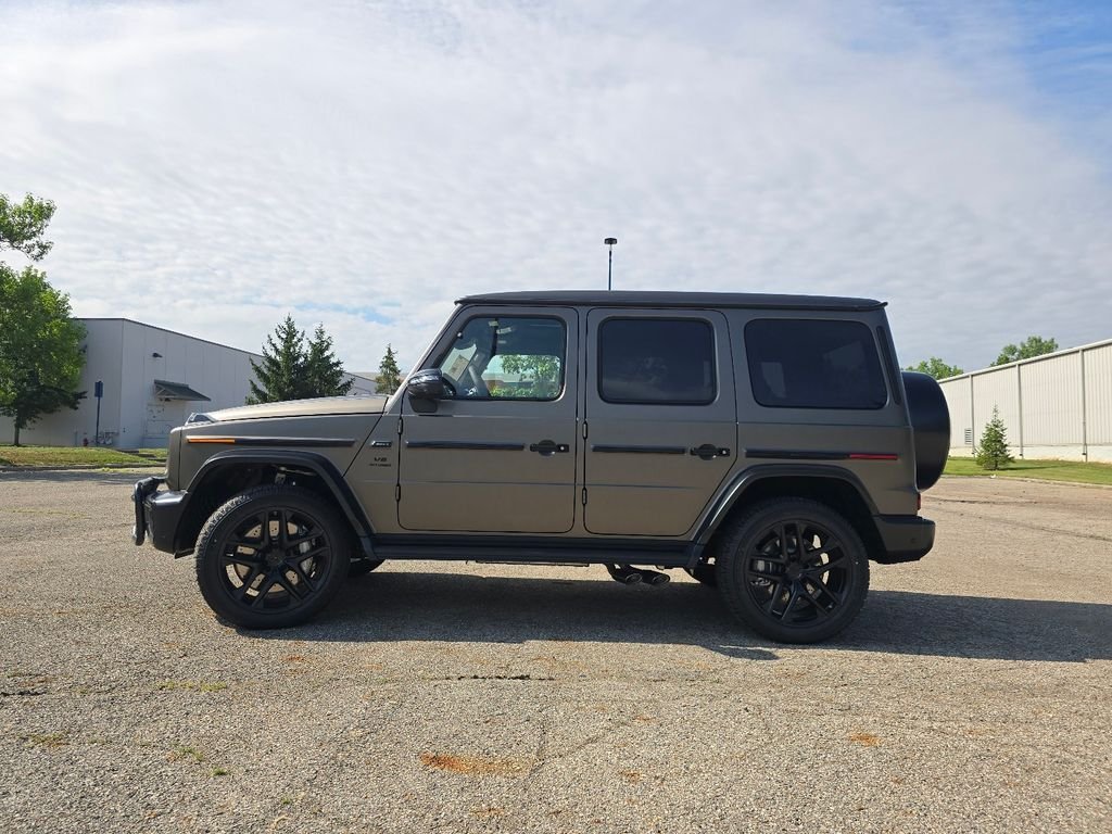 New 2027 MANUFAKTUR Monza Grey Magno Mercedes-Benz G 63 AMG® image 12
