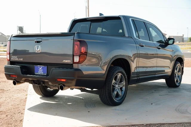 Used 2023  Honda RTL image 4