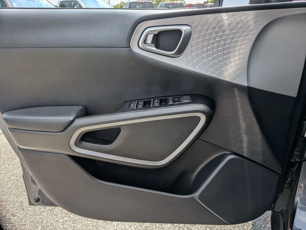 Used 2022 Gray Kia LX image 31