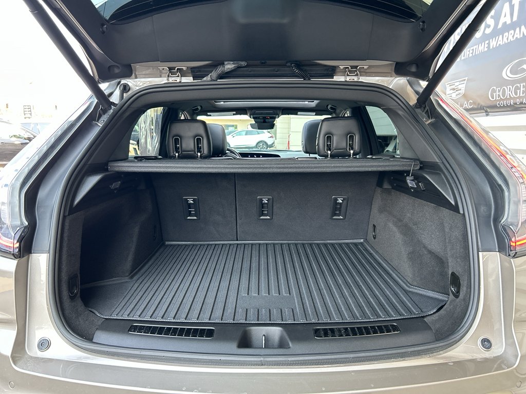 2024 Cadillac XT4 Sport - Photo 14