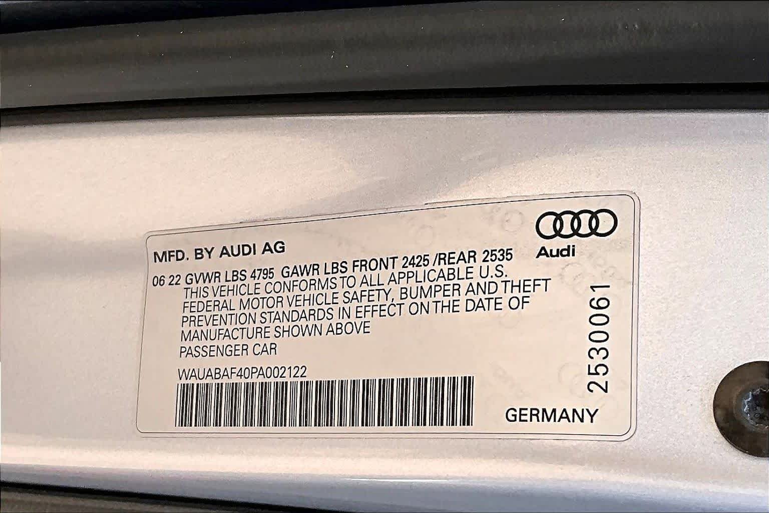 Used 2023 Florett Silver Metallic Audi Premium image 35