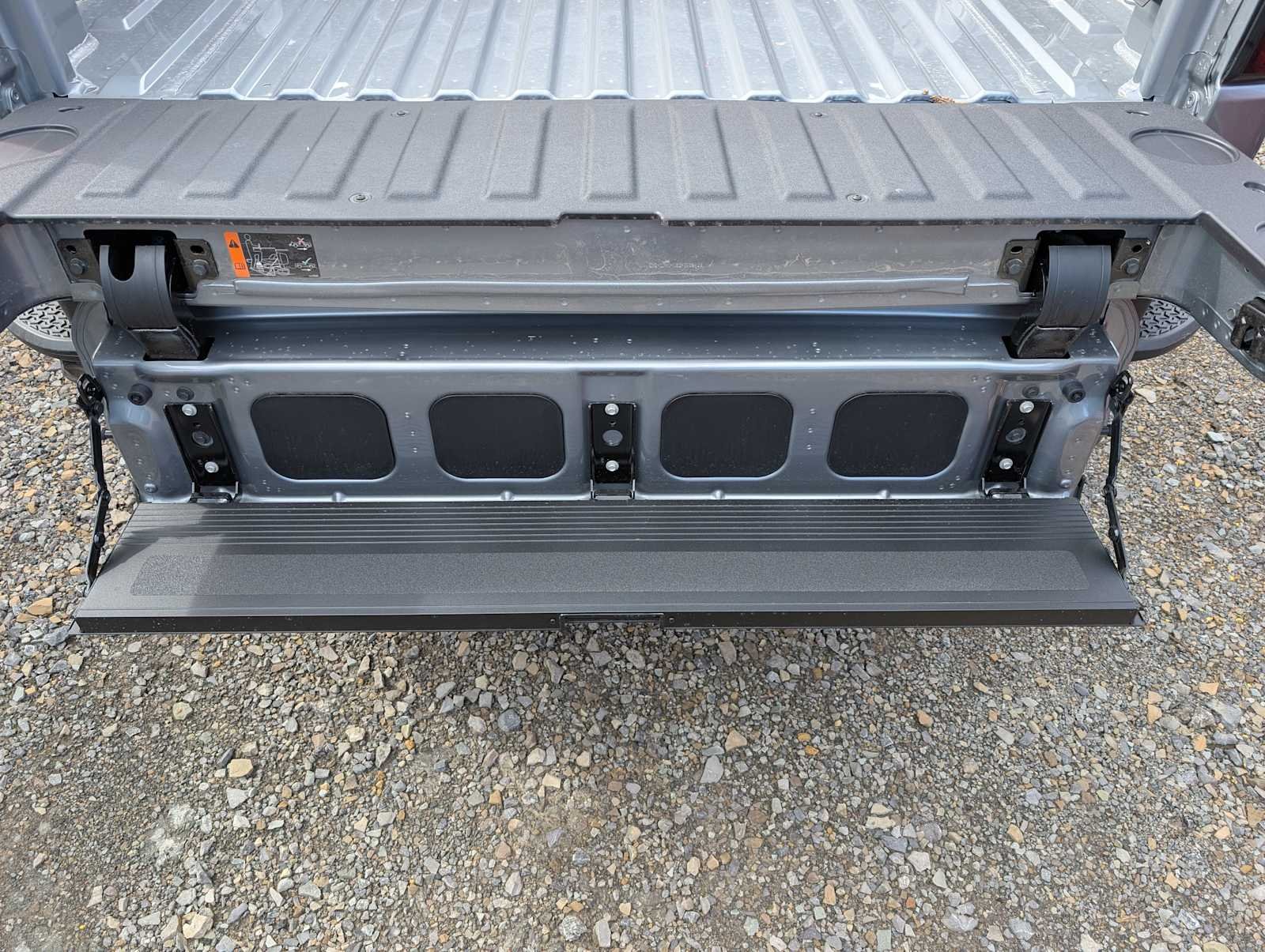 New 2026 Sterling Metallic GMC Elevation image 7