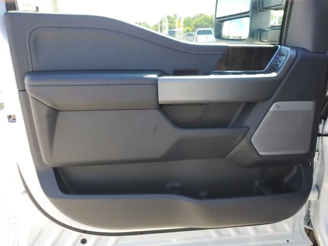 New 2026 Oxford White Ford F-250® Lariat® image 17