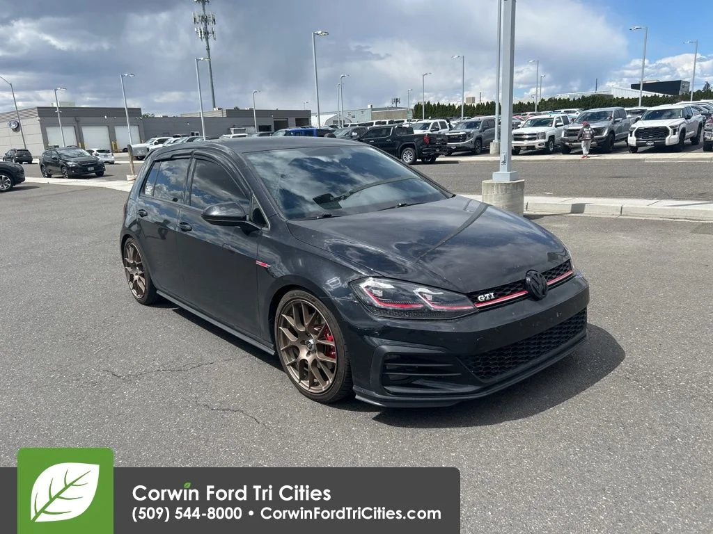 2018 Volkswagen Golf GTI 2.0T S 4-door DSG's photo