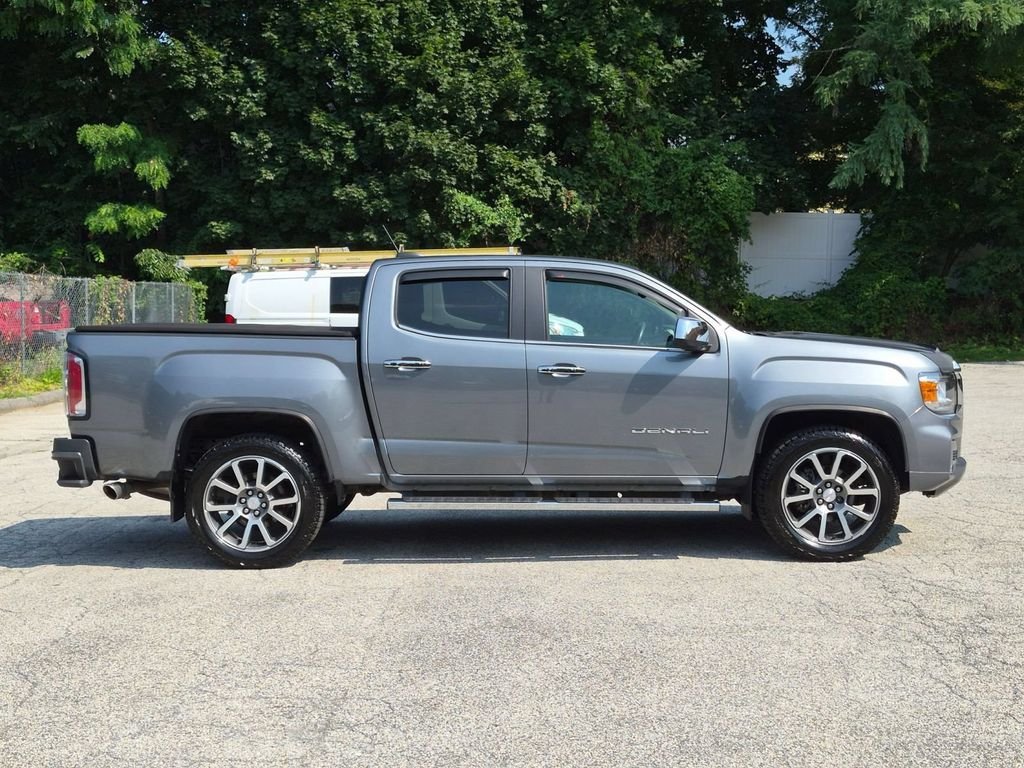 Used 2022 Gray GMC Denali image 2