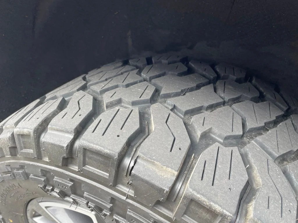 Used 2021 Gray Chevrolet Z71 image 23