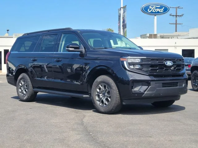 New 2027 Agate Black Metallic Ford Active image 30