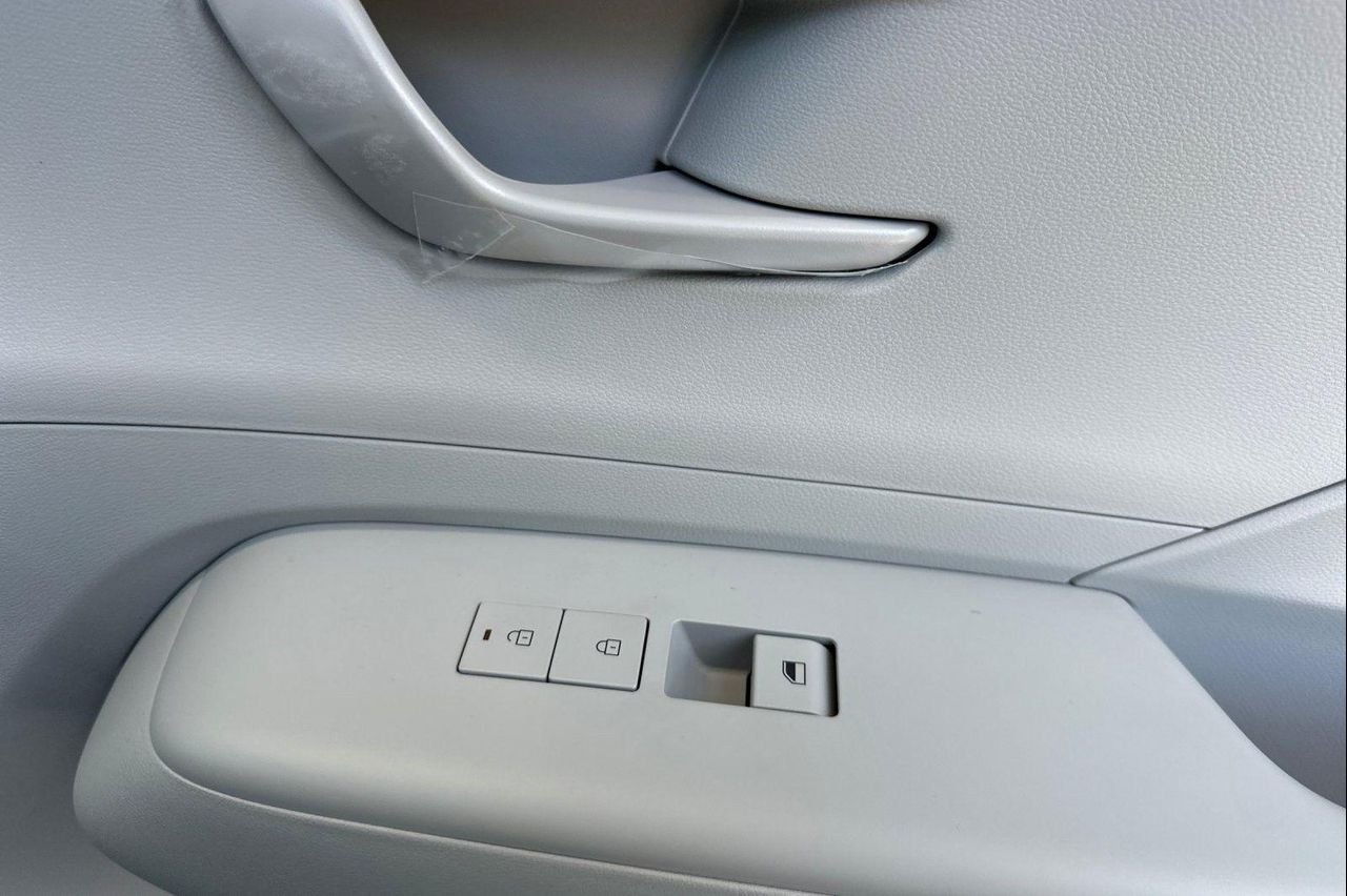 2025 Hyundai Kona EV SEL - Photo 20